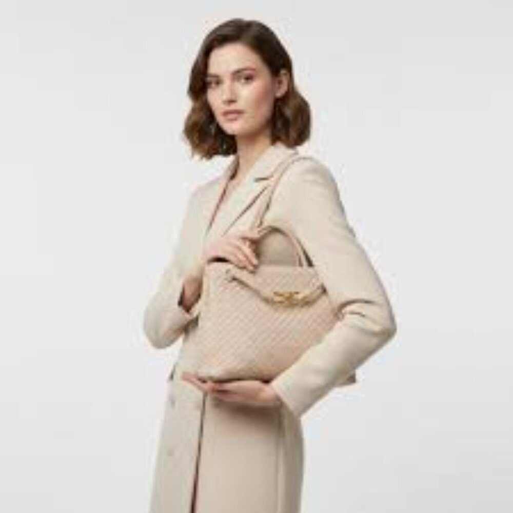 NWT- CAVALLI TATIANA LARGE CREAM POLISHED STRUCTURED BAG WITH TOP HANDLE - Picture 2 of 6